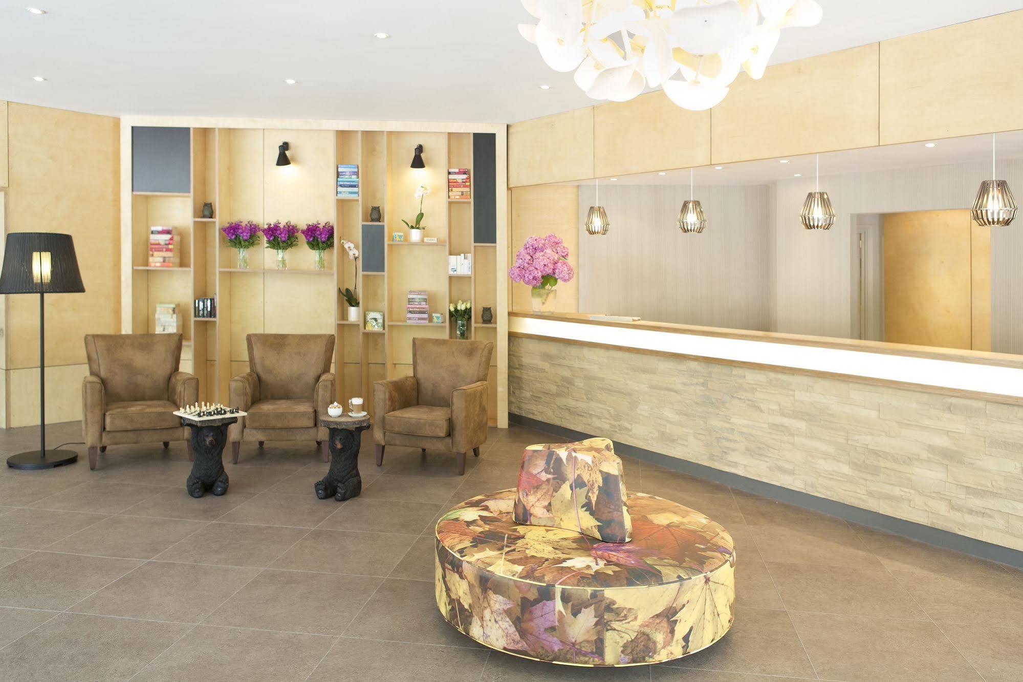 Epping Forest Hotel Вудфорд Экстерьер фото