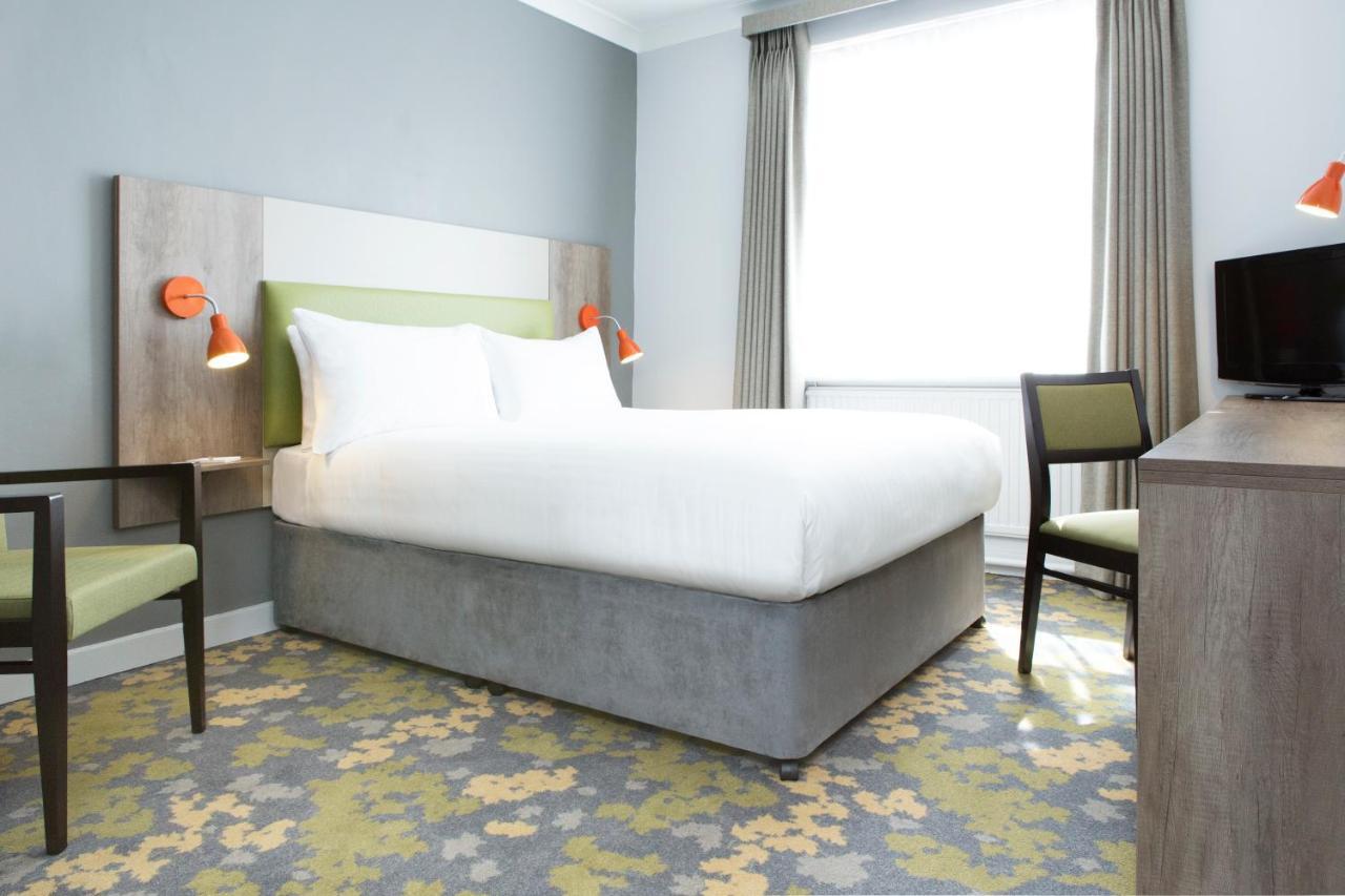 Epping Forest Hotel Вудфорд Номер фото